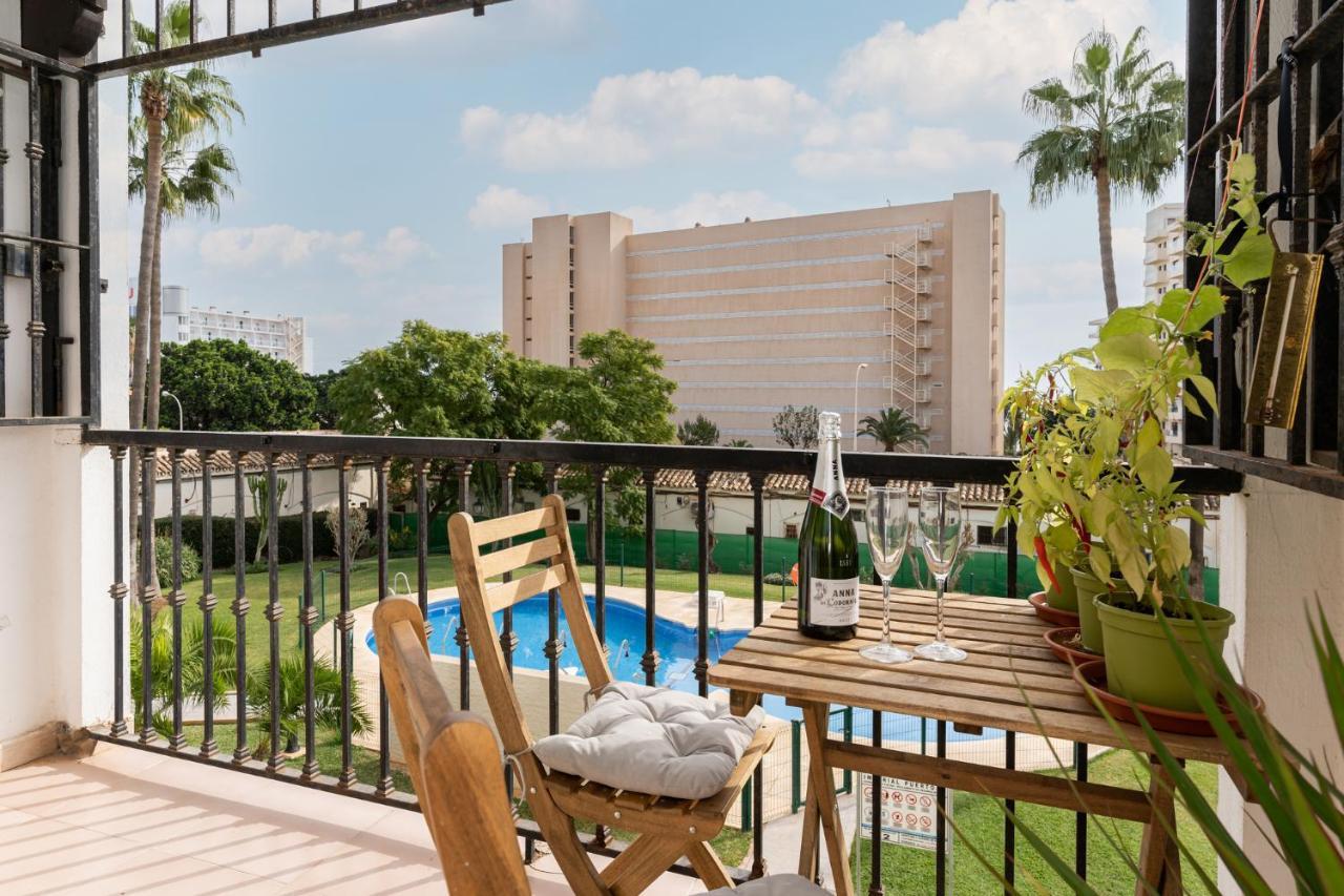 Lovely Apartment Next To The Beach Торремолінос Екстер'єр фото