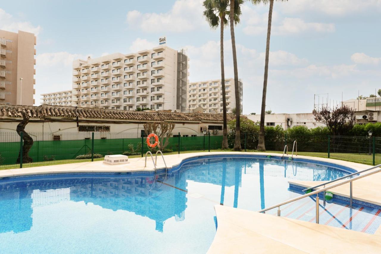 Lovely Apartment Next To The Beach Торремолінос Екстер'єр фото