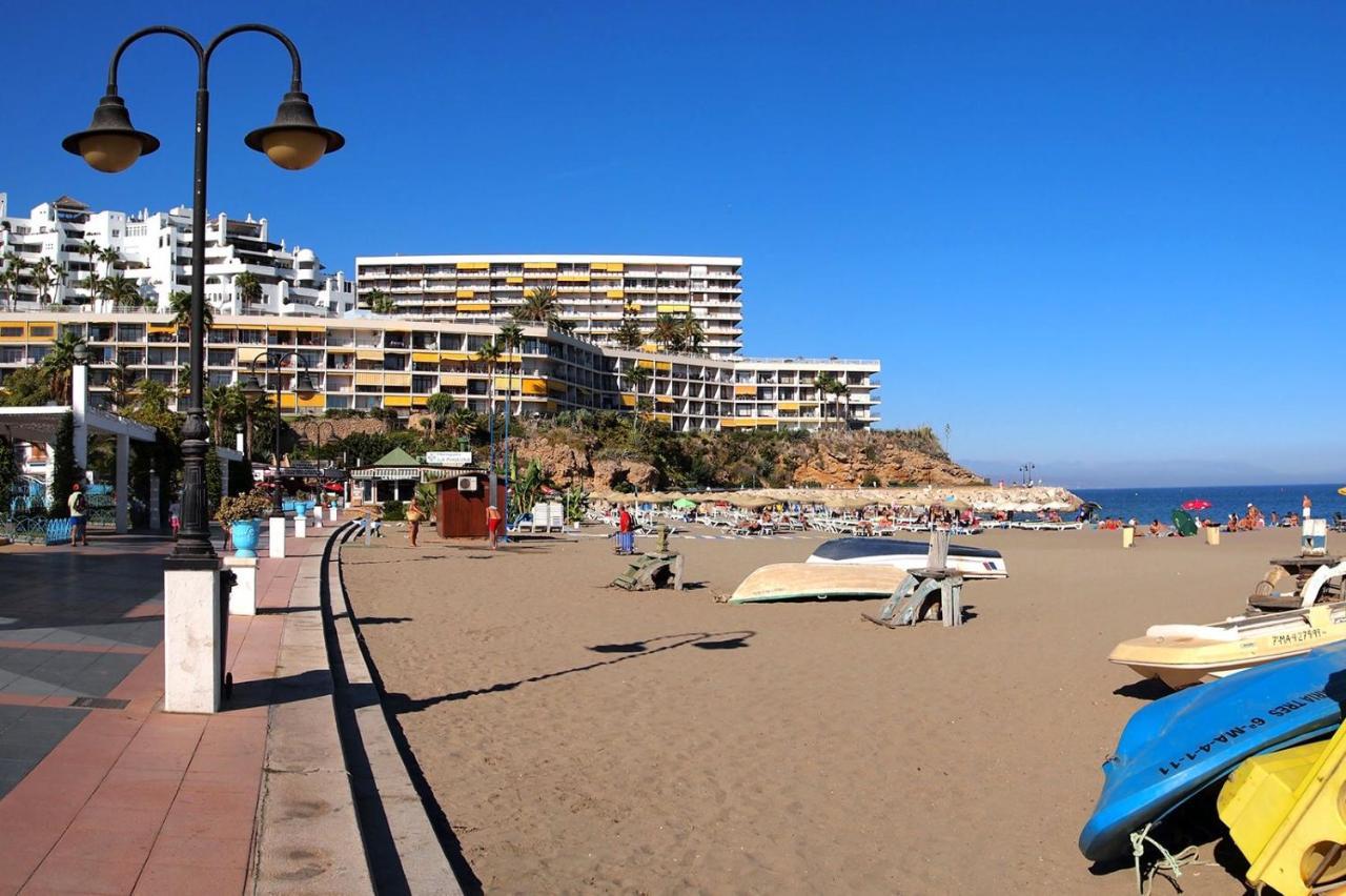 Lovely Apartment Next To The Beach Торремолінос Екстер'єр фото